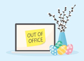 Auto,Responder,Out,Of,Office,Written,On,A,Laptop,Screen;